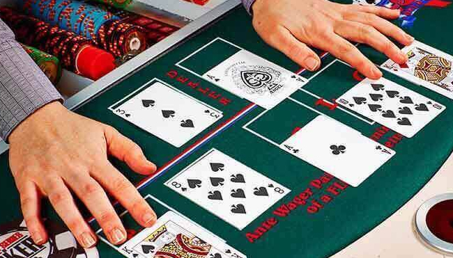 Bermain Poker Game Play yang Memisahkan